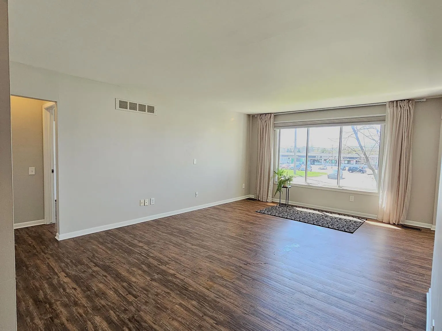 16810 Edloytom Way — Photo 3