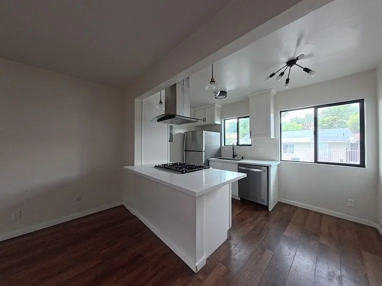 6607 N. Figueroa St. — Photo 13
