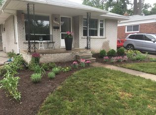 922 W 11 Mile Rd, Berkley, MI 48072