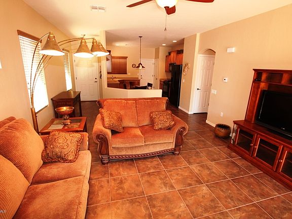 3rd image of 139 W Calle Moncayo