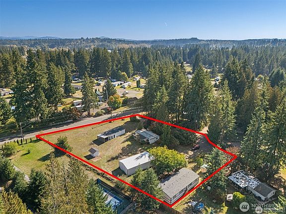 3rd image of 9427 Case Road SW
