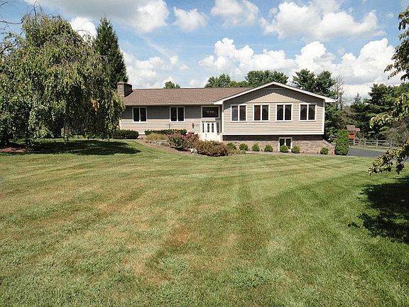 2nd image of 19486 McCray Dr