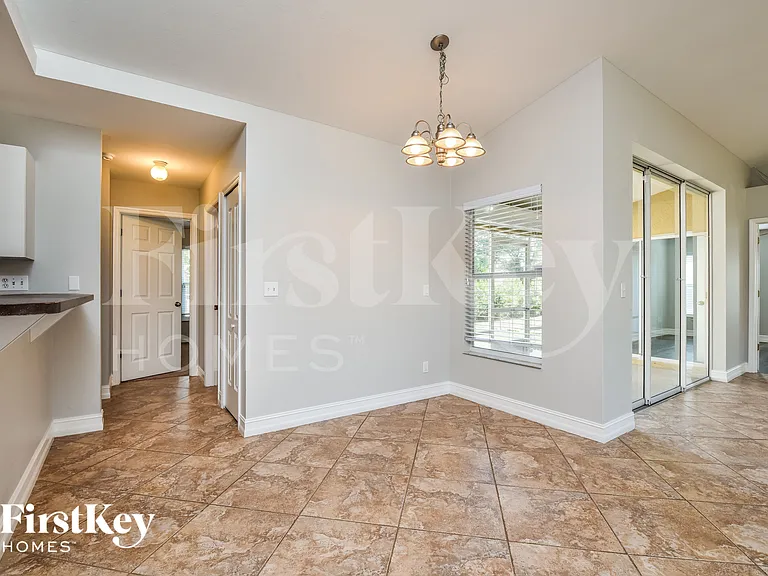 9033 Frank Rd — Photo 5