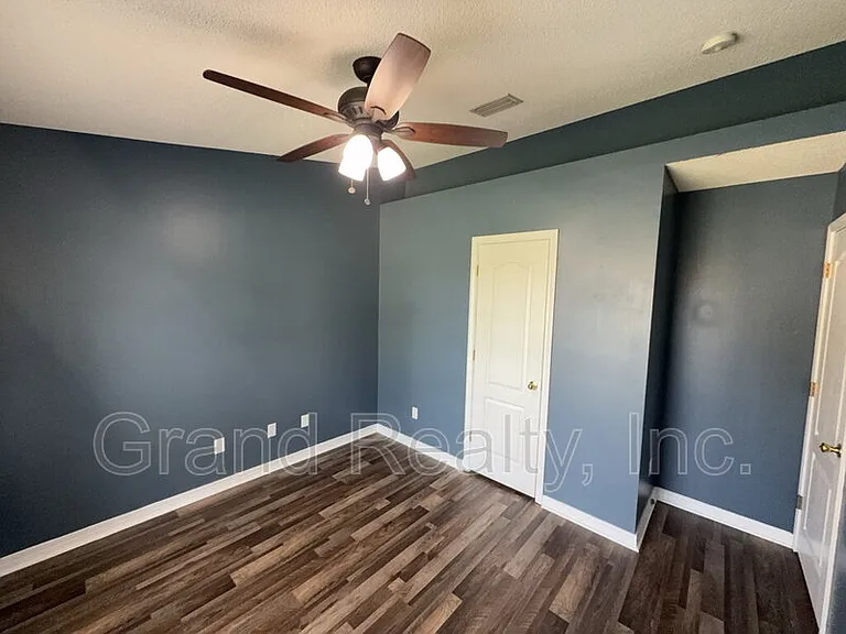 3951 Harbors Port St — Photo 23
