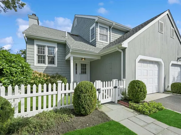 9 Brittany Lane #9, Westhampton Beach, NY 11978