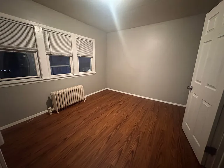 117 Bloomfield Ave #4 — Photo 4