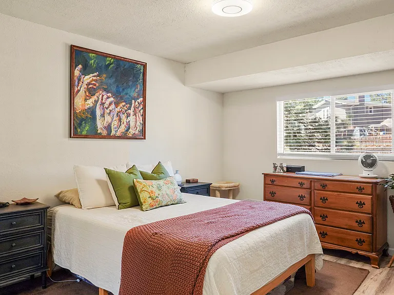 3270 Cortina Dr — Photo 12