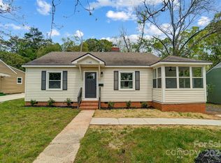 1140 Skyview Rd, Charlotte, NC 28208