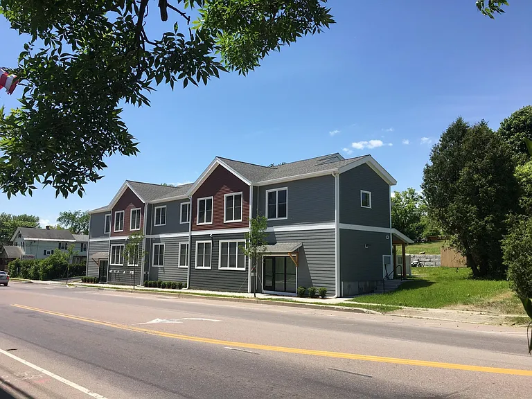 394 Main St #2 — Photo 14