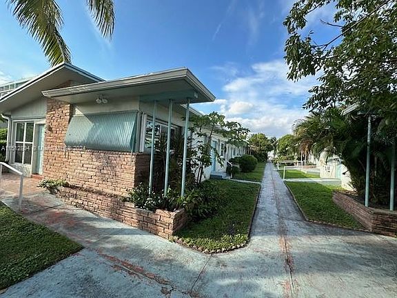 3rd image of 1247 Marseille Dr #16