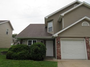 4907 W Millbrook Dr, Columbia, MO 65203