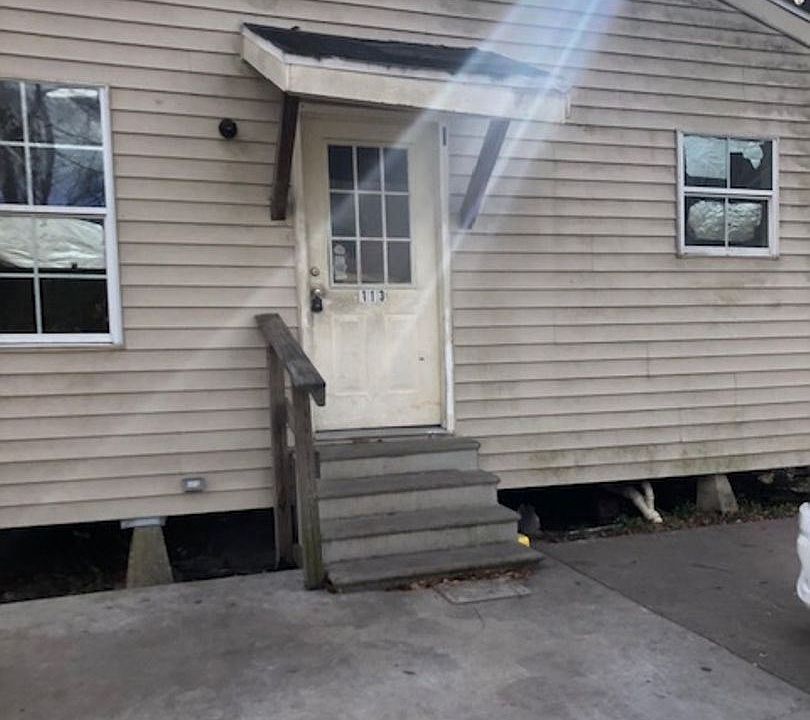 1st image of 113 Sternberg Dr