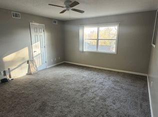 2750 Tech Dr #211, Bettendorf, IA 52722
