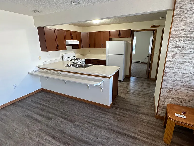 830 Union St — Photo 29