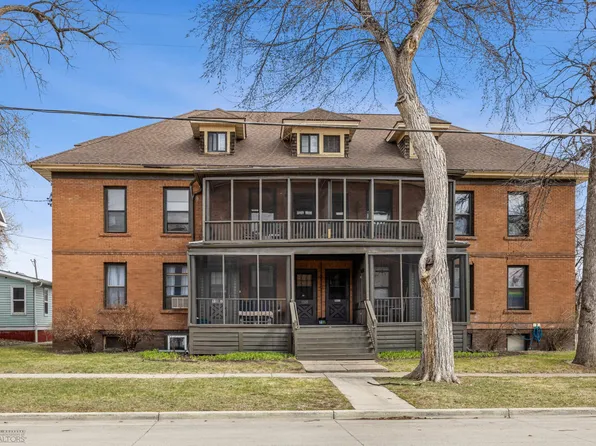 1107 2nd Ave S, Fargo, ND 58103