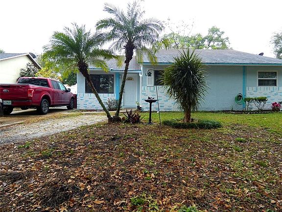 2nd image of 4924 Dover Cir