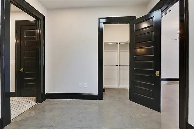 419 Carondelet St #401 — Photo 10