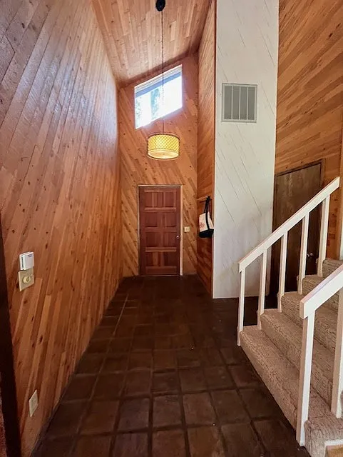 3 bed, 1366 sqft, $3,400 — Photo 4