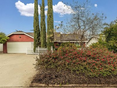 437 E Clinton Ave, Fresno, CA, 93704