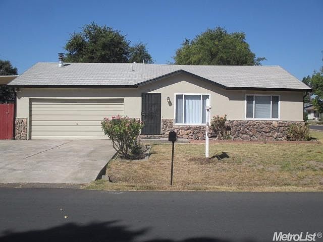 1st image of 10215 Freesia Ave