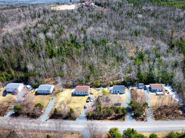 312 E River Rd, Halifax, NS B0J 2L0