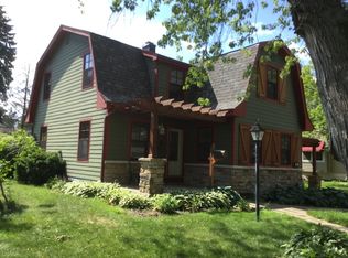 440 S Ahrens Ave, Lombard, IL