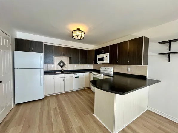 130 Inverness Pl, Saint John, NB E2J 3Z8