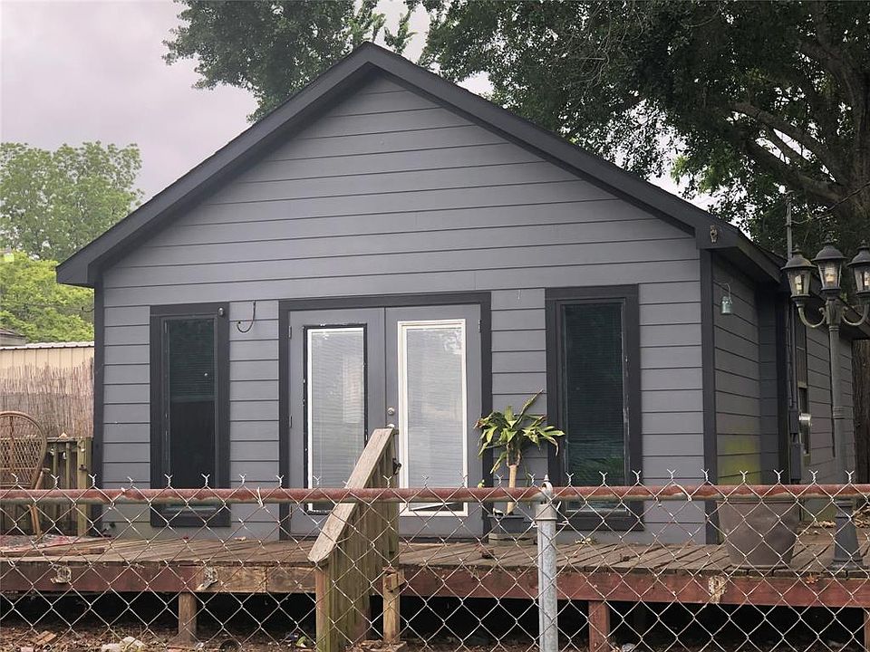 1st image of 4118 Bayshore Dr