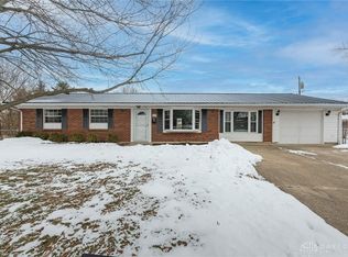 63 Lee Ct, Fairborn, OH 45324