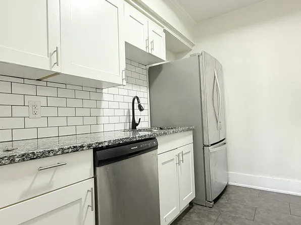 1469 Ottawa St Unit 2, Windsor, ON N8X 2G1