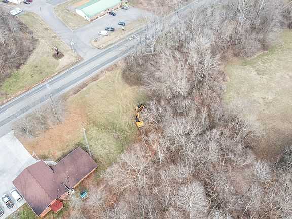 5th image of 58A Ashland City Rd