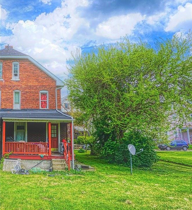 2nd image of 511 N Water St
