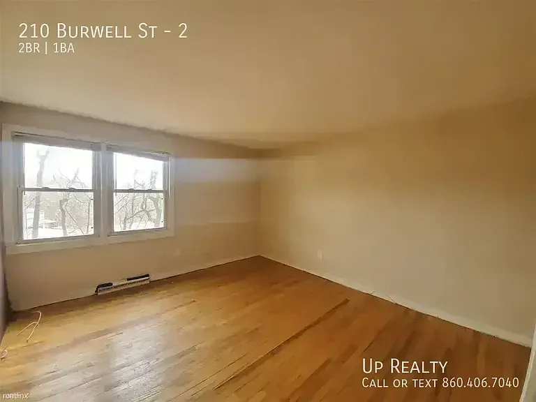 210 Burwell St #2 — Photo 6