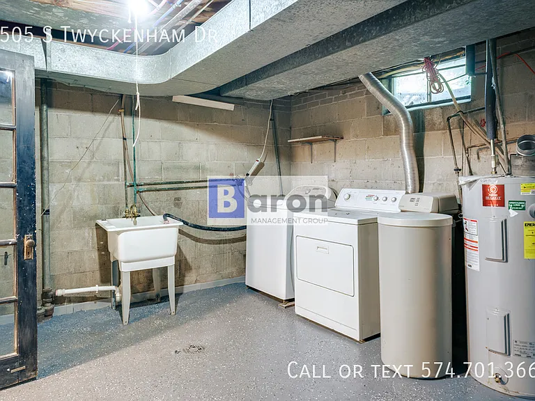 2505 S Twyckenham Dr — Photo 21