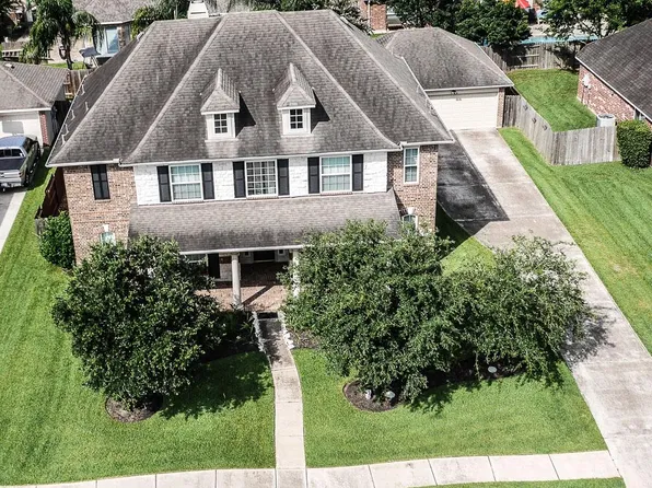 2905 Green Forest Ln, Pearland, TX 77581