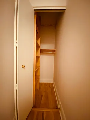 Rented by Metropolis Real Estate of Manhattan | media 31