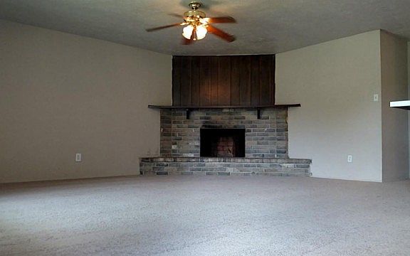 5th image of 6311 Wood Bend Dr