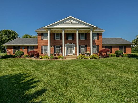 2nd image of 751 Stinchcomb Dr
