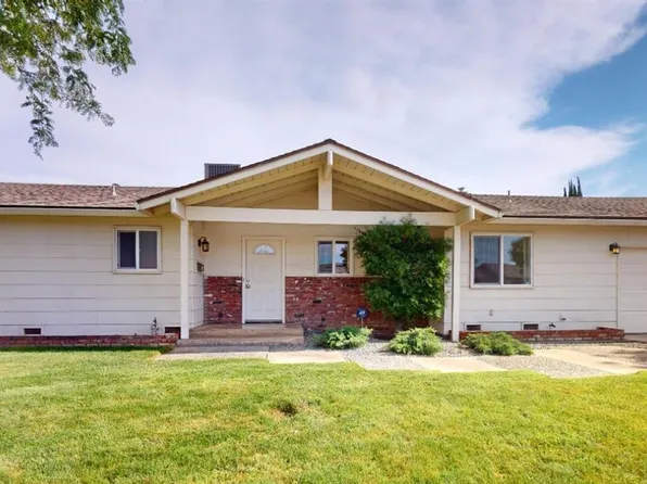 2212 N Mauna Loa Dr, Ceres, CA 95307