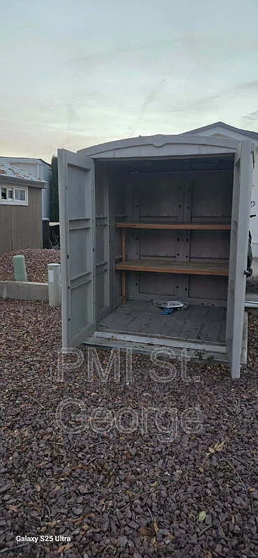 Studio, $700 — Photo 2