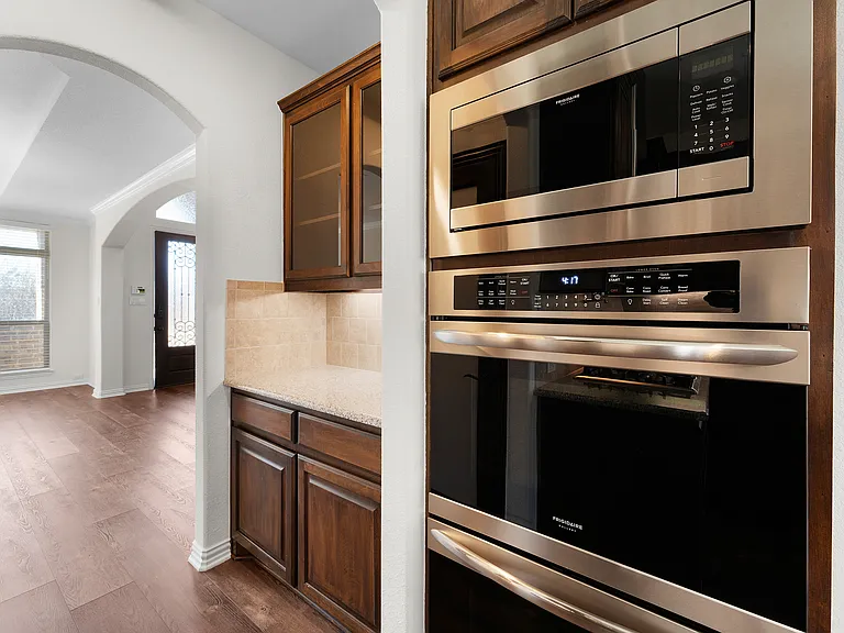 1209 Rogers Pkwy — Photo 13