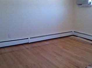 1354 Gorham St, Lowell, MA 01852