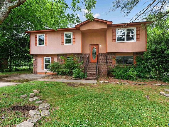 3rd image of 4056 Knollbrook Dr NW