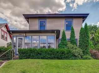 1802 Selby Ave, Saint Paul, MN 55104