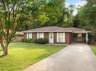 1026 Allison Dr, Pineville, LA 71360