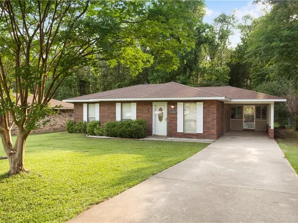 1026 Allison Dr, Pineville, LA 71360