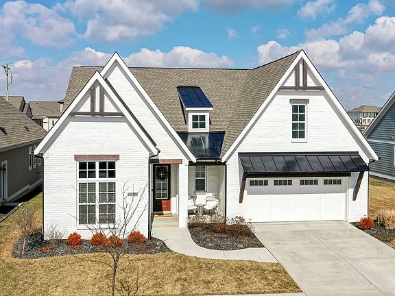 3rd image of 1570 Birchfield Dr