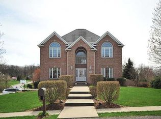134 Sewickley Farm Cir, Mars, PA 16046