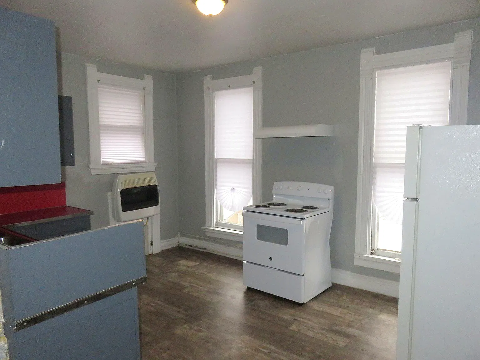 2 bed, 828 sqft, $750 — Photo 3