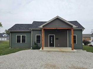 10 W Sycamore St, Washington, IN 47501